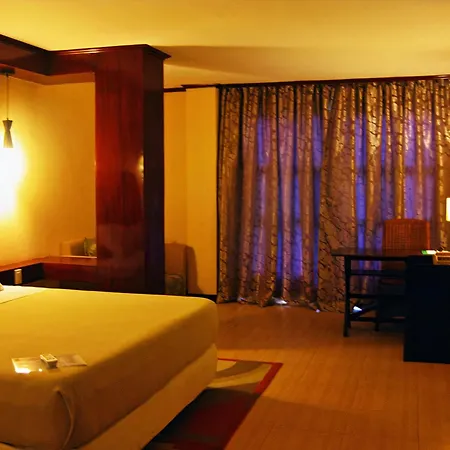 Cebu Dulcinea Hotel And Suites-Mactan Airport Hotel