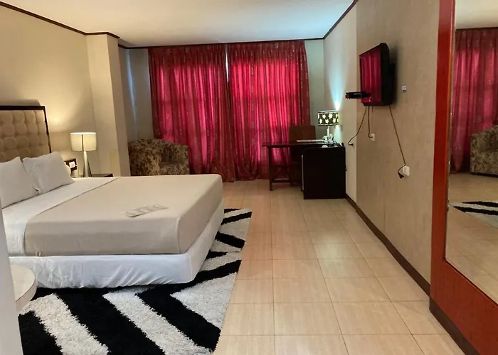 Cebu Dulcinea And Suites-mactan Airport Hotel