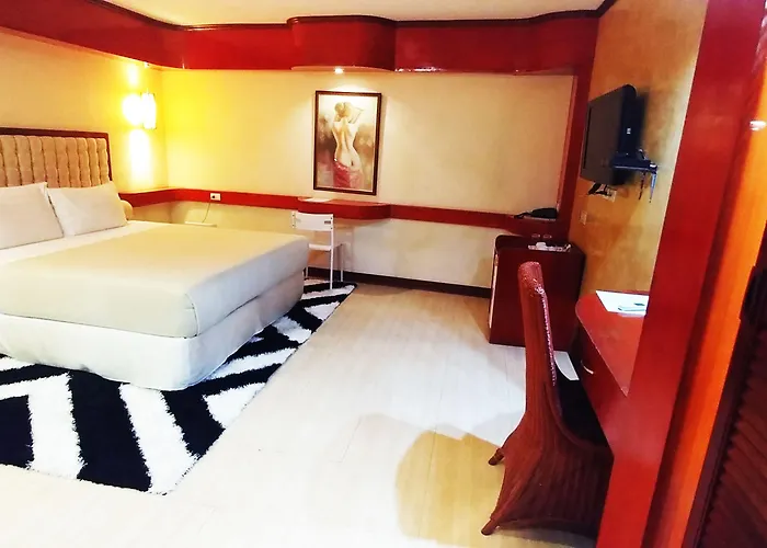Cebu Dulcinea And Suites-mactan Airport 3*