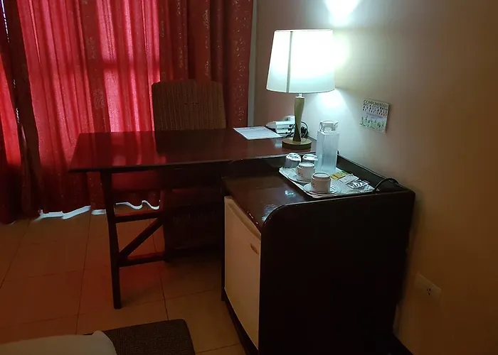 Cebu Dulcinea And Suites-mactan Airport 3*